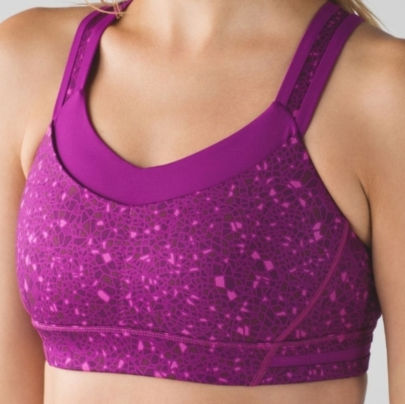 Lululemon Rack Pack size 4 Bra raspberry geometric - Picture 1 of 7